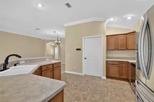 791 Enisgrove Way, The Villages, FL 32163 - Photo 8