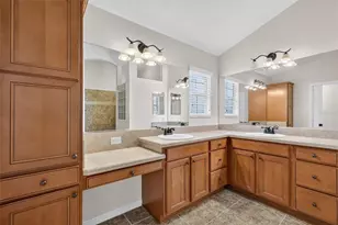 791 Enisgrove Way, The Villages, FL 32163 - Photo 32