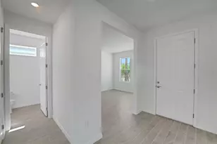 17553 Valleywood Pkwy, Land O Lakes, FL 34638 - Photo 8