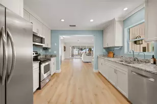 32749 Lake Eustis Dr, Tavares, FL 32778 - Photo 18