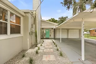 32749 Lake Eustis Dr, Tavares, FL 32778 - Photo 38