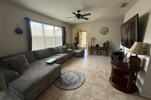 21846 Belgian Ct, Mount Dora, FL 32757 - Photo 6
