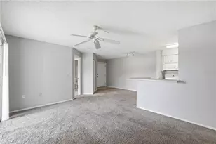 1229 Bermuda Lakes Ln, Kissimmee, FL 34741 - Photo 8