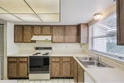 452 Boxwood Court, Kissimmee, FL 34743 - Photo 4