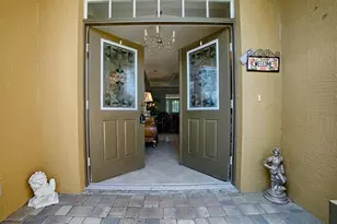 830 Old Oaks Ln, Leesburg, FL 34748 - Photo 10
