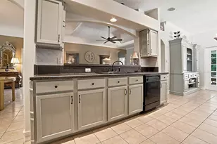 830 Old Oaks Ln, Leesburg, FL 34748 - Photo 28