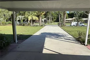 4926 Magnolia Ridge Rd, Fruitland Park, FL 34731 - Photo 10