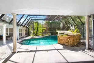 127 E Laurel Ave, Howey in the Hills, FL 34737 - Photo 4