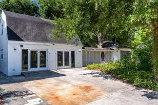 127 E Laurel Ave, Howey in the Hills, FL 34737 - Photo 32
