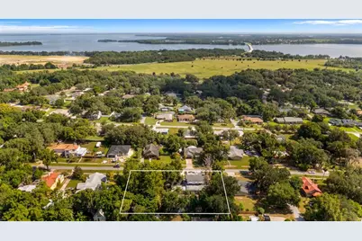 127 E Laurel Avenue, Howey in the Hills, FL 34737 - Photo 44