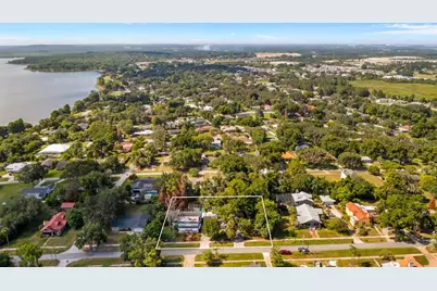 127 E Laurel Avenue, Howey in the Hills, FL 34737 - Photo 42