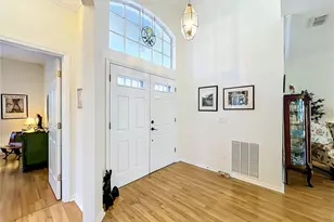 8031 Arcadian Ct, Mount Dora, FL 32757 - Photo 4