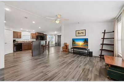 209 Ellsworth Drive, Kissimmee, FL 34758 - Photo 4