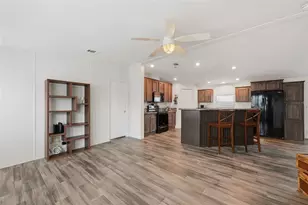209 Ellsworth Dr, Kissimmee, FL 34758 - Photo 8