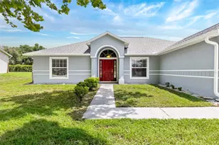 148 Country Lakes Cir, Groveland, FL 34736 - Photo 2