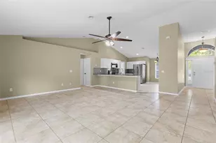 148 Country Lakes Cir, Groveland, FL 34736 - Photo 6