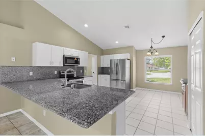 148 Country Lakes Circle, Groveland, FL 34736 - Photo 10