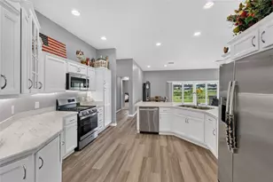 879 Morley Ave, The Villages, FL 34762 - Photo 24