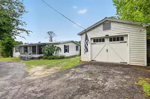 32439 Highland Lakes Rd, Deland, FL 32720 - Photo 2
