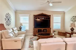 632 Coronaca Ct, The Villages, FL 32163 - Photo 12