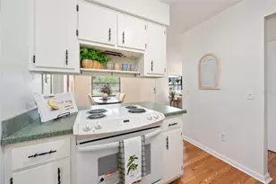 1015 W Montrose St, Clermont, FL 34711 - Photo 12