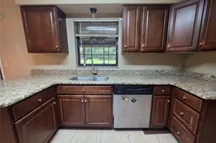 125 Oak Cir, Ocala, FL 34472 - Photo 10