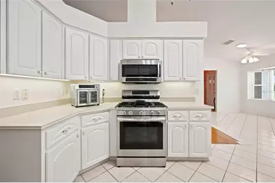 27202 Racquet Circle, Leesburg, FL 34748 - Photo 20