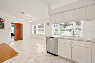 27202 Racquet Circle, Leesburg, FL 34748 - Photo 18