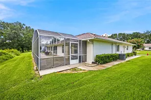 27202 Racquet Cir, Leesburg, FL 34748 - Photo 8
