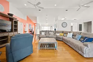 27202 Racquet Cir, Leesburg, FL 34748 - Photo 22