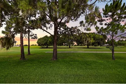 29925 Cypress Pointe, Tavares, FL 32778 - Photo 4