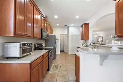 6342 Sanders Grove Circle, Okahumpka, FL 34762 - Photo 14