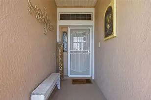 6342 Sanders Grove Cir, Okahumpka, FL 34762 - Photo 4