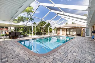 32834 Lakeshore Dr, Tavares, FL 32778 - Photo 20