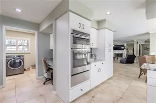 32834 Lakeshore Dr, Tavares, FL 32778 - Photo 60