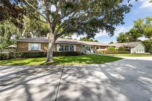 32834 Lakeshore Dr, Tavares, FL 32778 - Photo 14