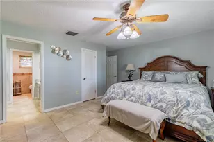 32834 Lakeshore Dr, Tavares, FL 32778 - Photo 68