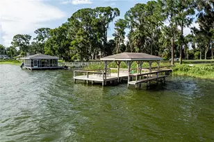 32834 Lakeshore Dr, Tavares, FL 32778 - Photo 10