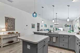 7536 Kuenher Ct, The Villages, FL 34762 - Photo 14