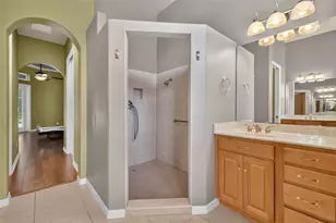 20606 Queen Alexandra Dr, Leesburg, FL 34748 - Photo 32