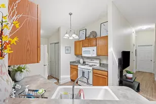 2484 Kingstree Pl, The Villages, FL 32162 - Photo 16