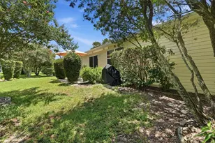 2484 Kingstree Pl, The Villages, FL 32162 - Photo 36