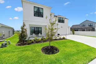 7969 Byers St, Middleton, FL 34762 - Photo 2