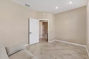1304 Brunell St, The Villages, FL 32163 - Photo 30