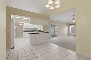4646 Inverness Dr, Leesburg, FL 34748 - Photo 10