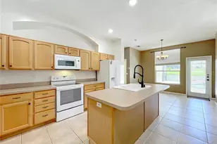 10512 Via Milano Ct, Clermont, FL 34711 - Photo 44