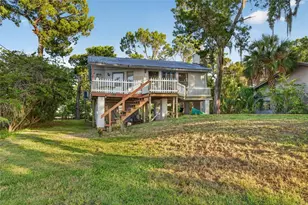 2350 S Waterman Dr, Crystal River, FL 34429 - Photo 2