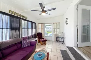 1025 Capella Dr, Tavares, FL 32778 - Photo 16