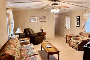 945 Tarrson Blvd, Lady Lake, FL 32159 - Photo 6
