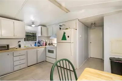 3080 Cr 417, Lake Panasoffkee, FL 33538 - Photo 22